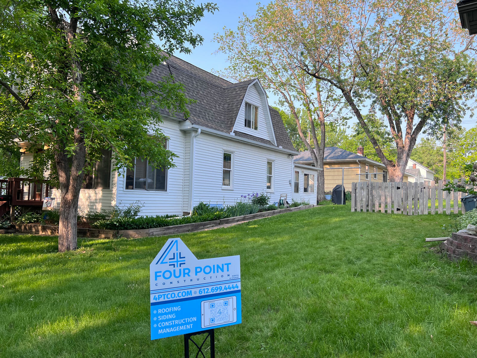 Minneapolis - Residential roofers